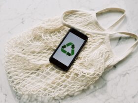 Logo recyclage sur un écran de téléphone